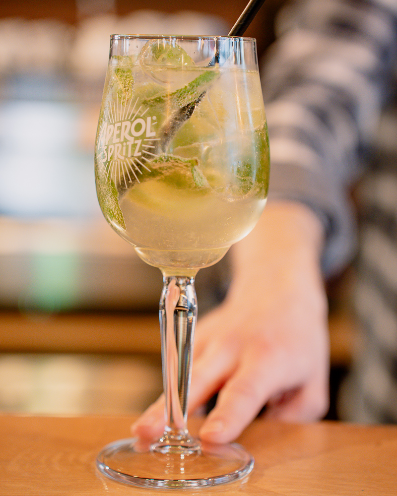 Salle du Babylone Beer Bar